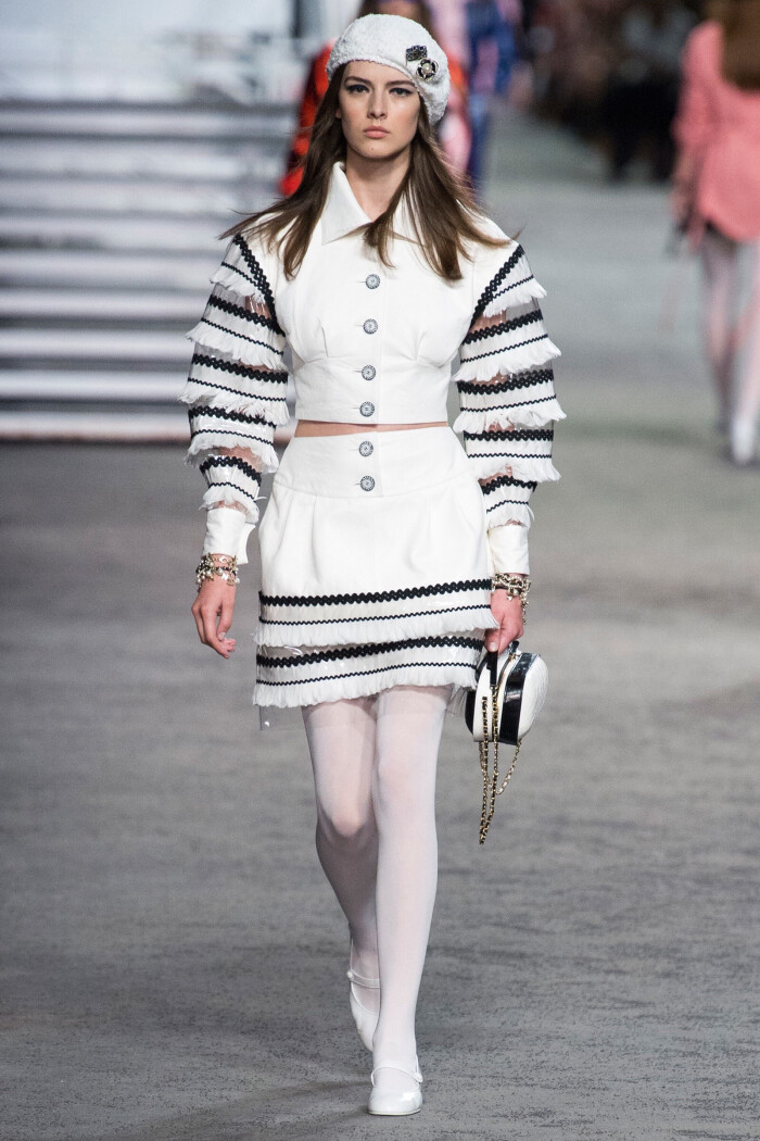 fashion channel,Freedom chanel resort 2019 fashion show