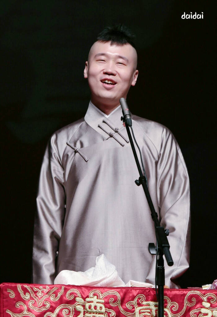 张云雷杨九郎