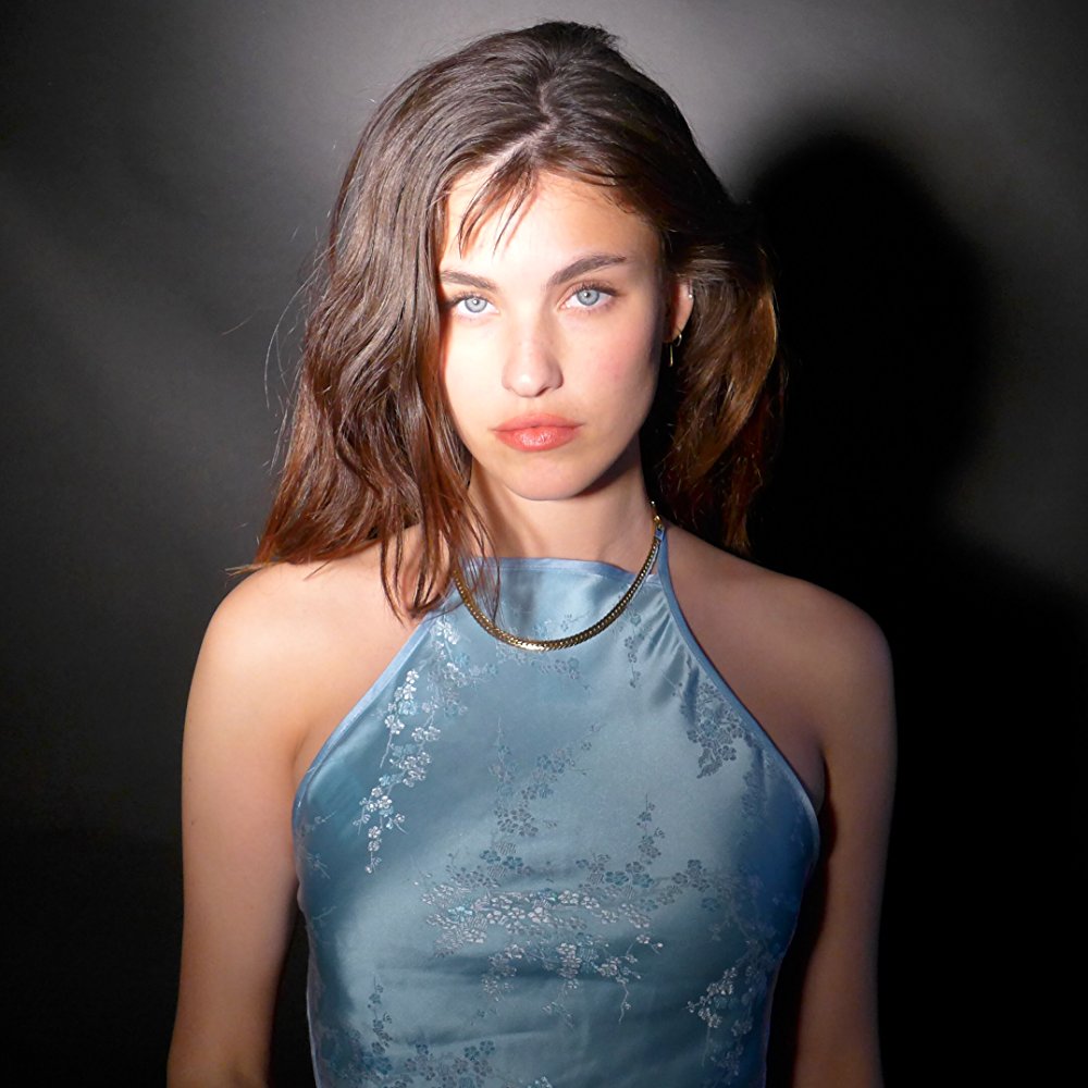 rainey qualley