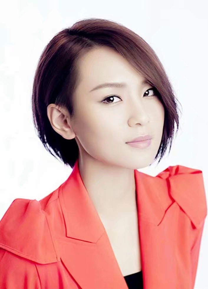 周笔畅,1985年7月26日出生于湖南长沙,华语女歌手,词曲创作人,演员