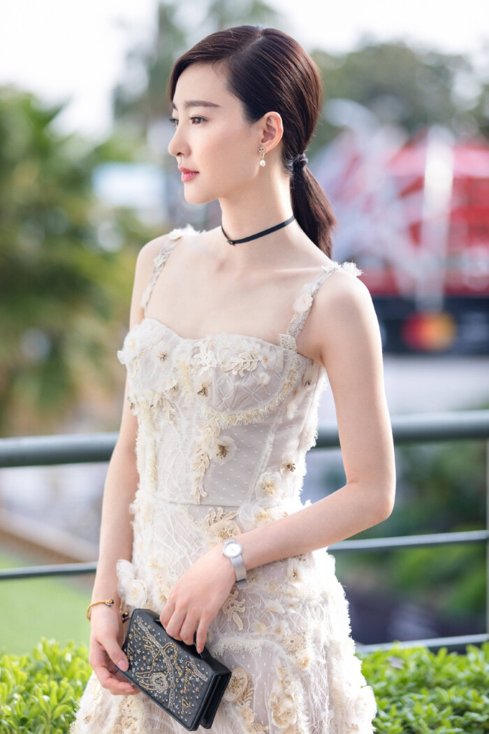 王丽坤