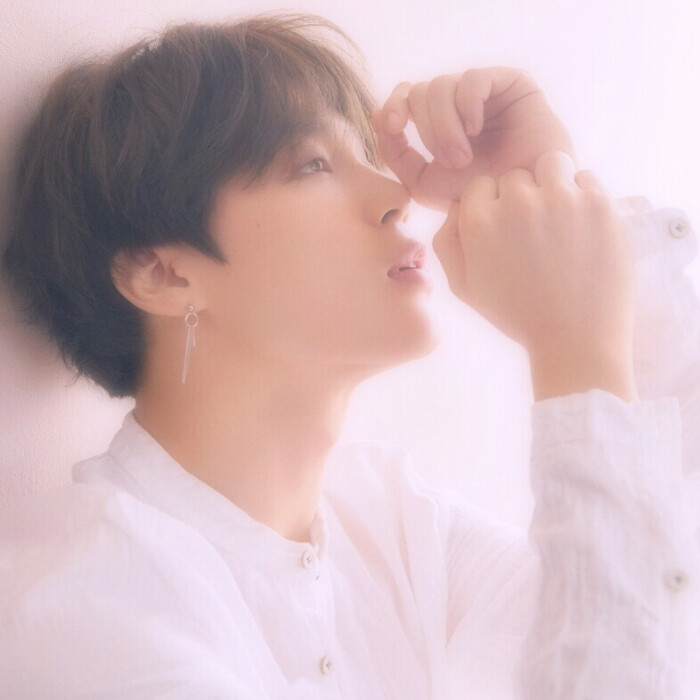 防弹少年团/bts/金南俊rm/金硕珍jin/闵玧其suga/郑号锡jh/朴智旻jm