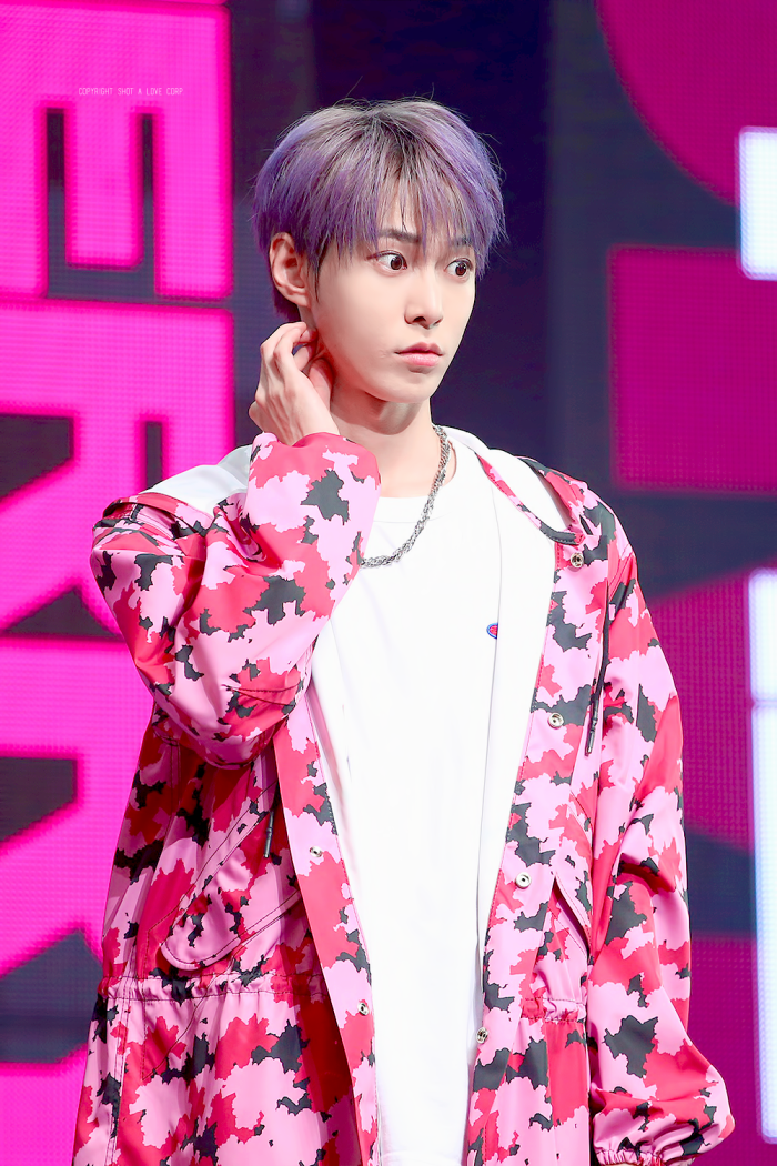 舞台 饭拍 nct 金道英 紫发 迷彩服