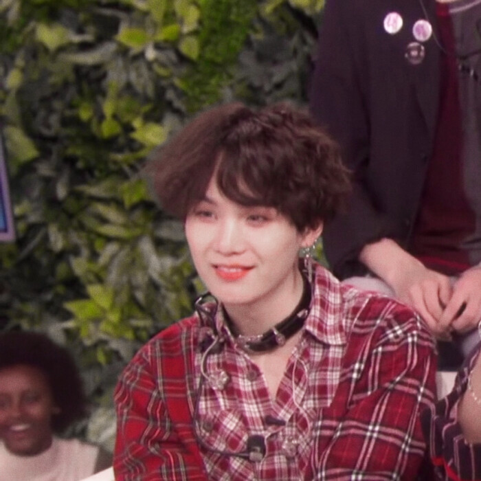 闵玧其suga