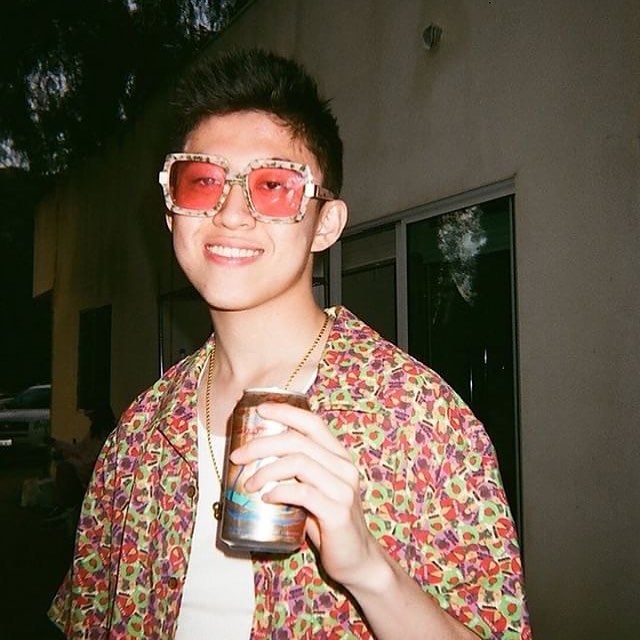 七哥表情包rich,七哥richbrian表情包 rich chigga rich brian 七哥 嘻哈 hiphop 恶搞 欧美
