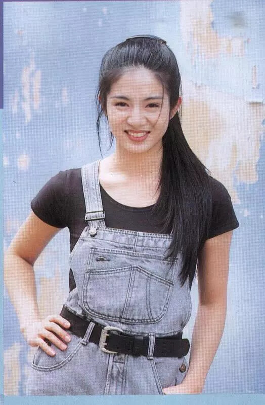 杨采妮年轻时图片