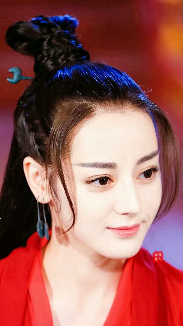 迪丽热巴 by古风美人颜