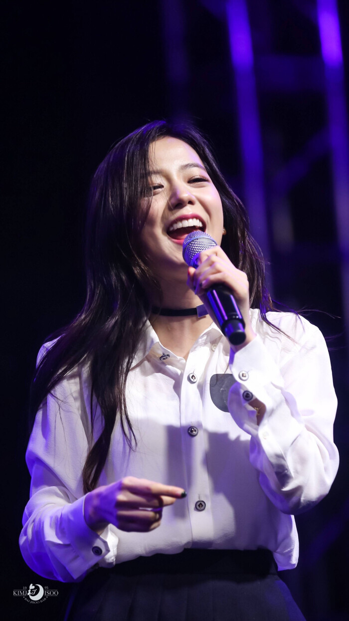 170516 建国大学演出 jisoo