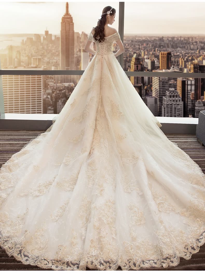 白羊座的婚纱礼服图片