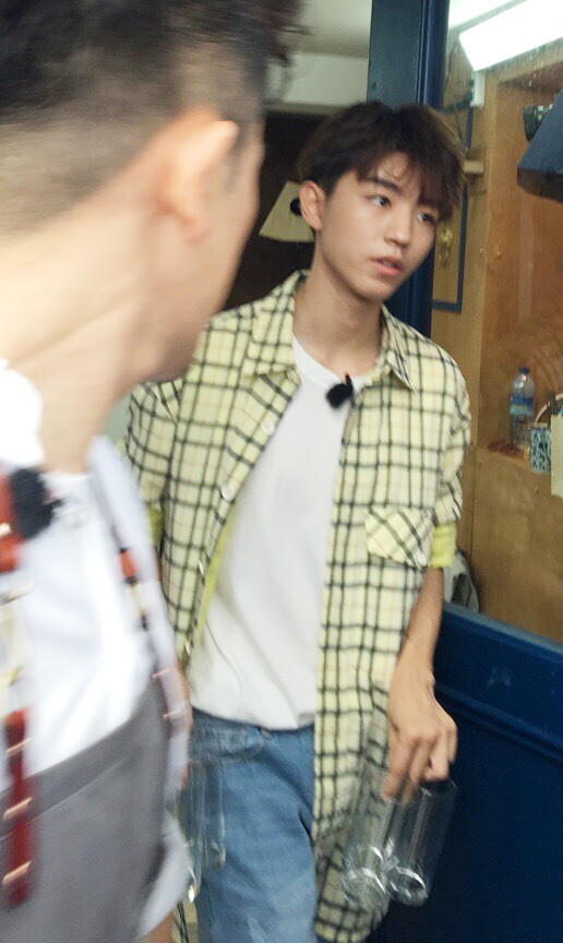 王俊凯×20180610《中餐厅2》科尔马录制路透