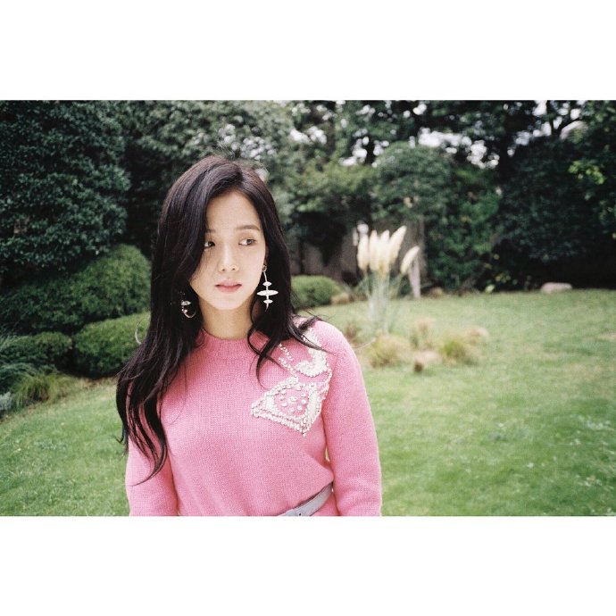 171114 blackpinkofficial ins更新 jisoo