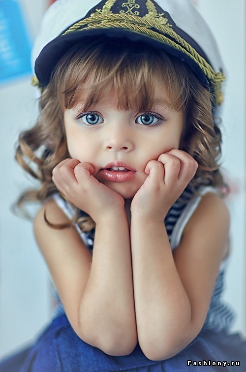 世界上最萌的小女孩图片