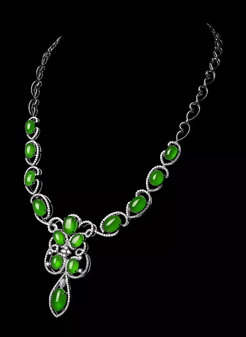 精美绝伦的翡翠项链