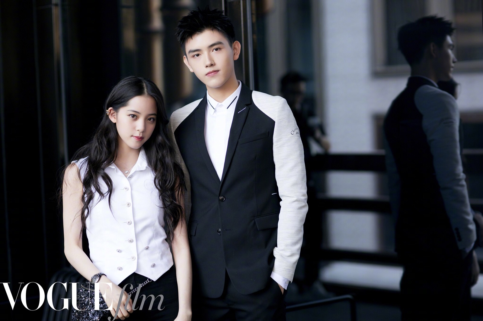 陈飞宇,欧阳娜娜主演爱情片《秘果》,青梅竹马教你当备胎视频御龙在天那个护甲最好图片