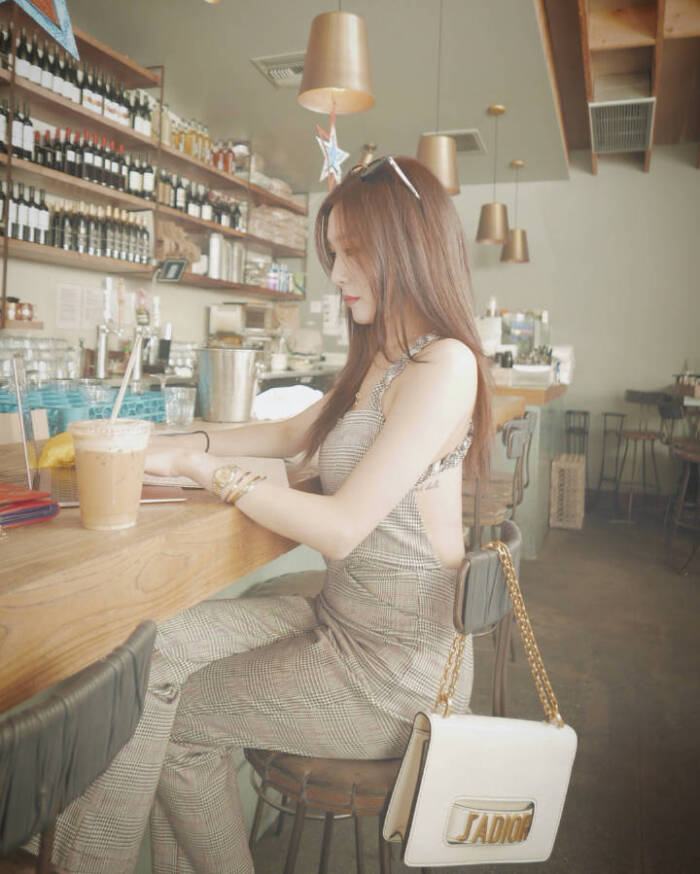 tiffanyyoung,Tiffany美国演员 黄美英tiffanyyoung 少女时代 壁纸 头像