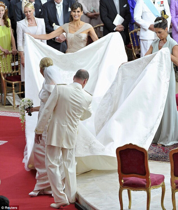 摩纳哥王妃夏琳婚礼