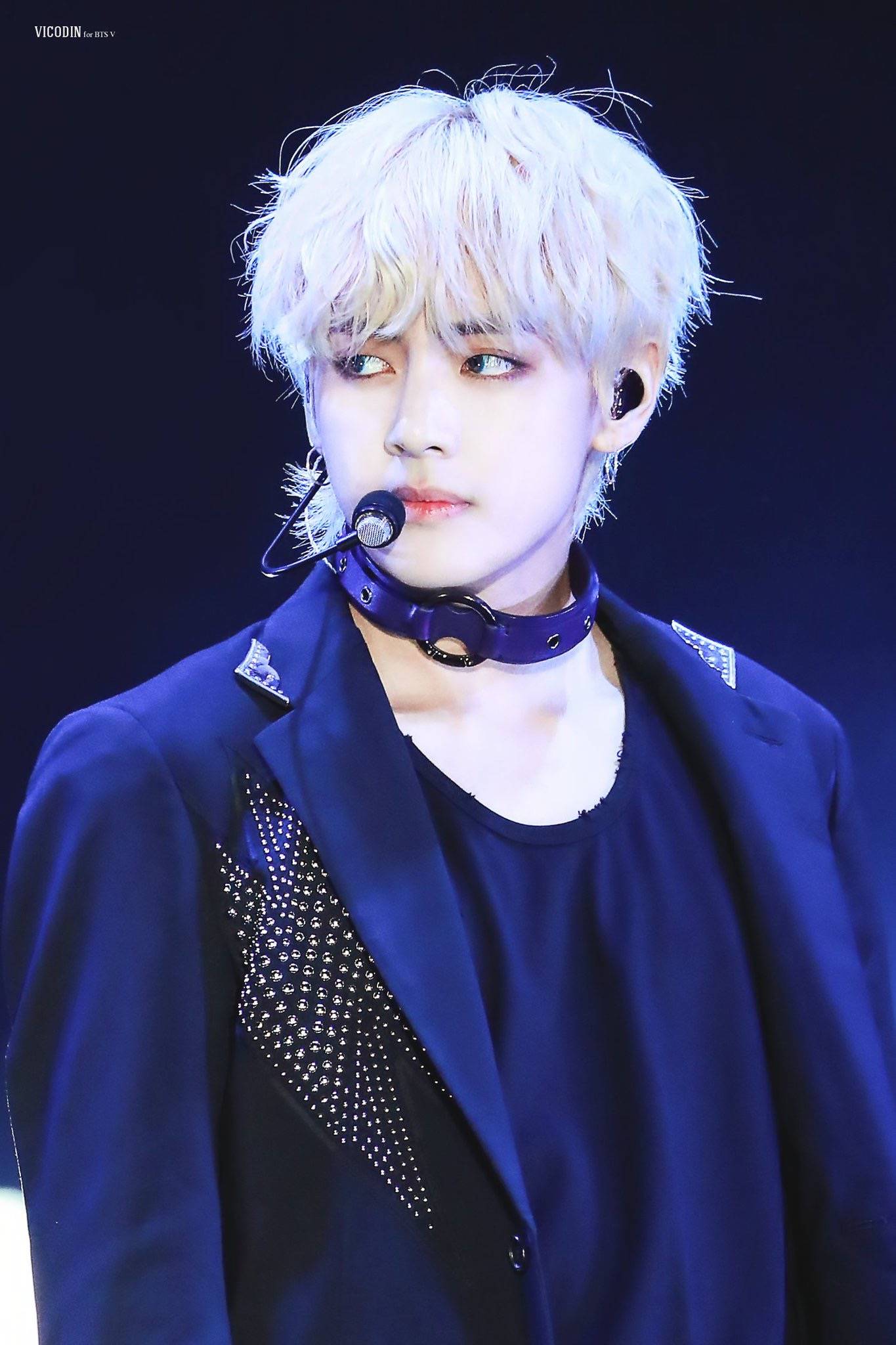 防弹少年团 180622乐天家族演唱会 cr.logo 金泰亨饭拍