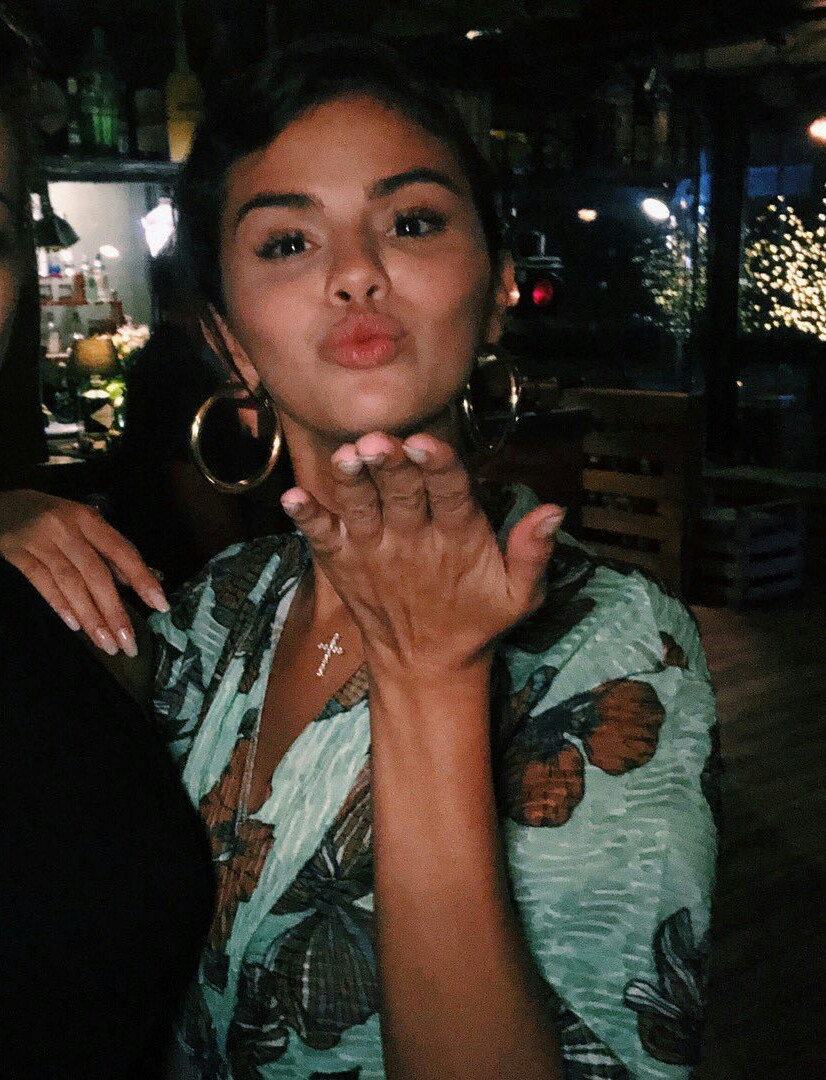 selenagomez小时候,selenagomezins selena gomez