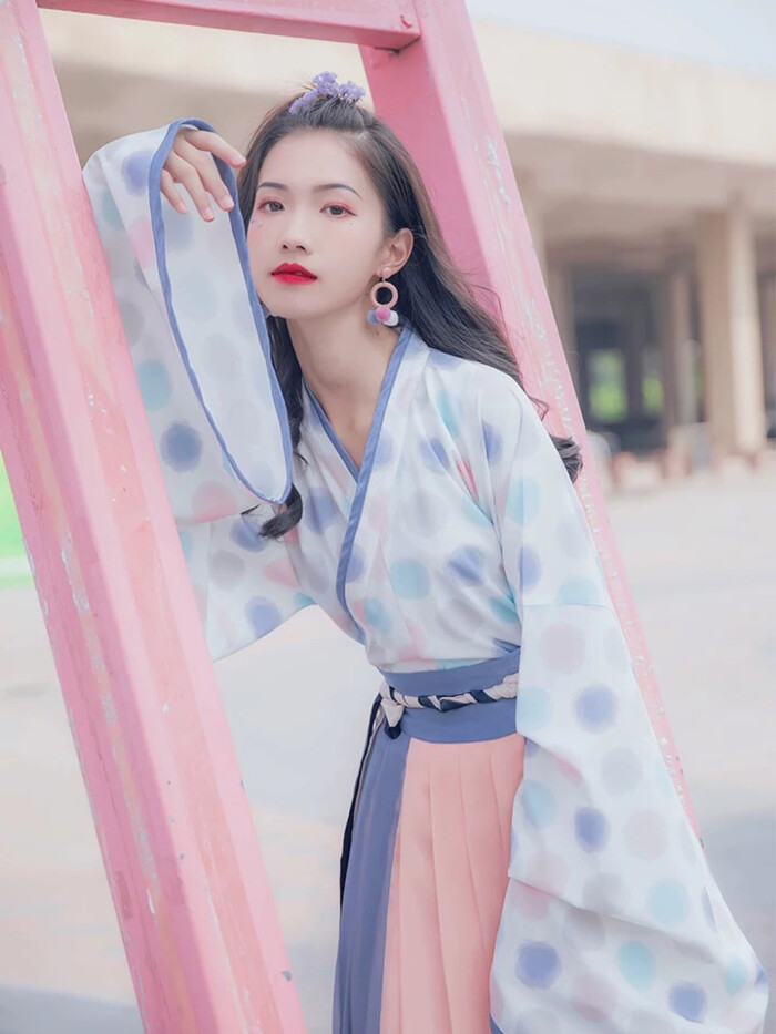 汉尚华莲汉改良风