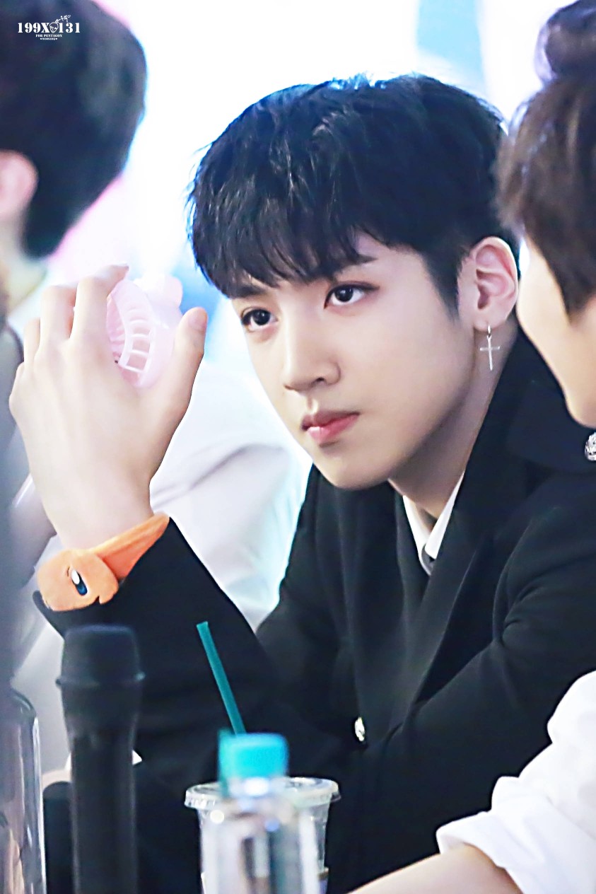 pentagon 郑禹硕(wooseok)图集