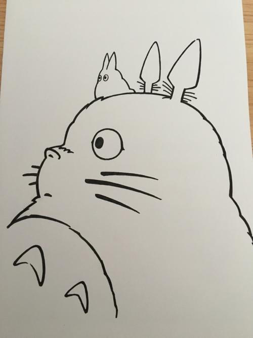 龙猫简笔画 卡通图片