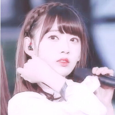 宫脇咲良