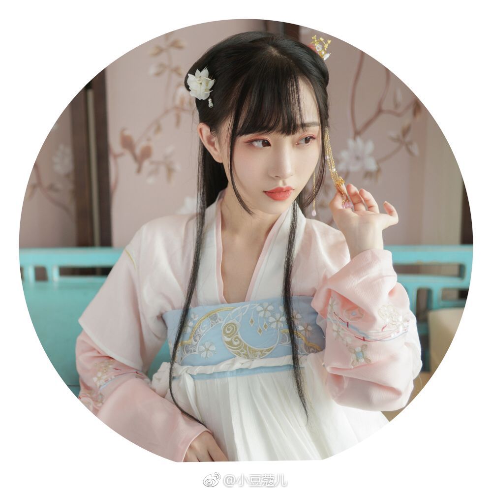 小豆蔻儿的汉服