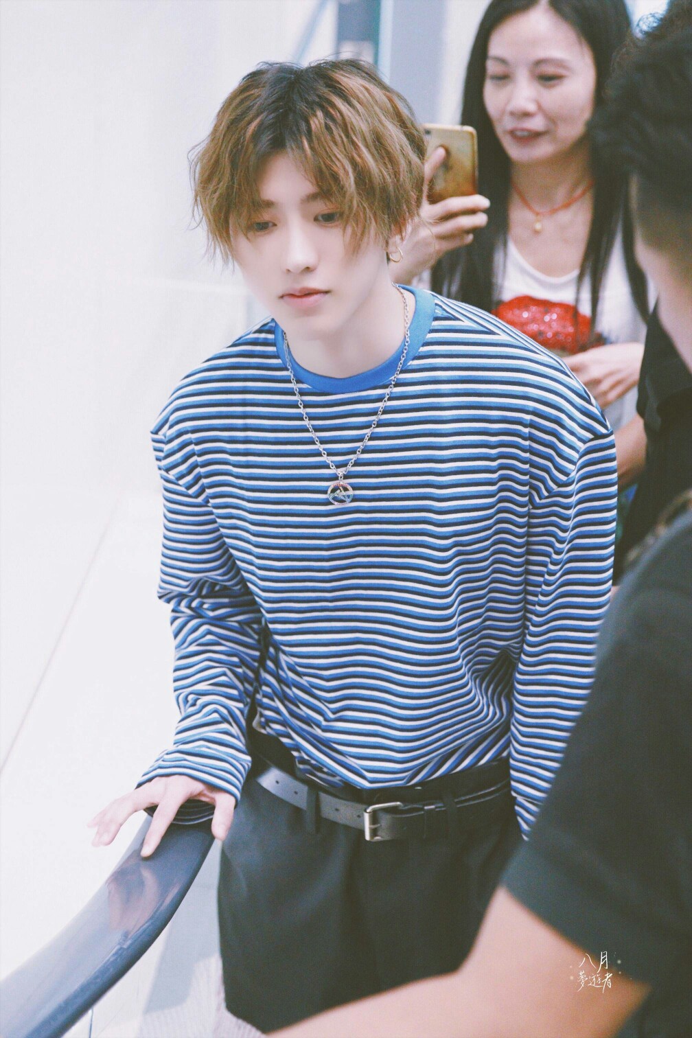 蔡徐坤 0707韩国—济南机场照