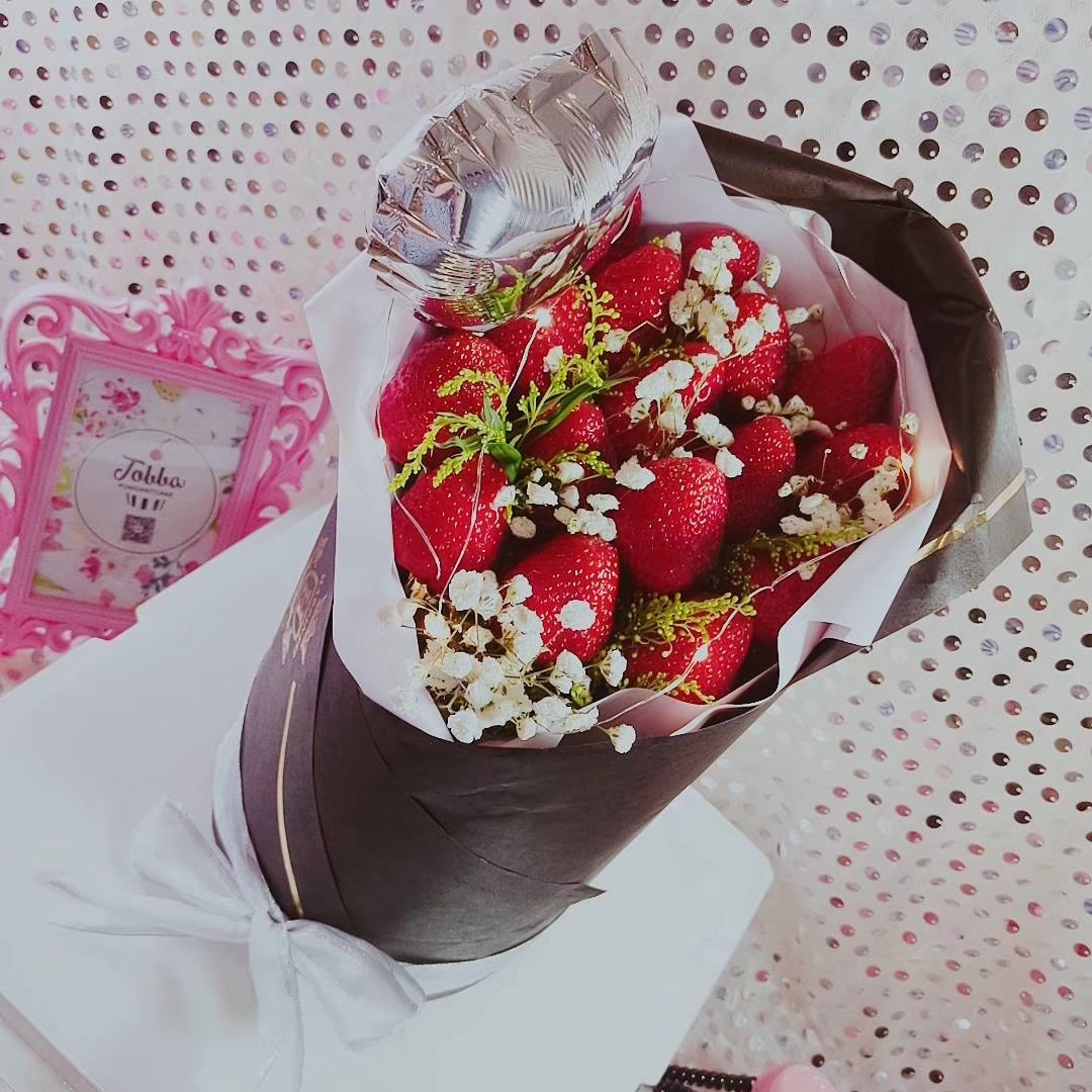 草莓花束蛋糕