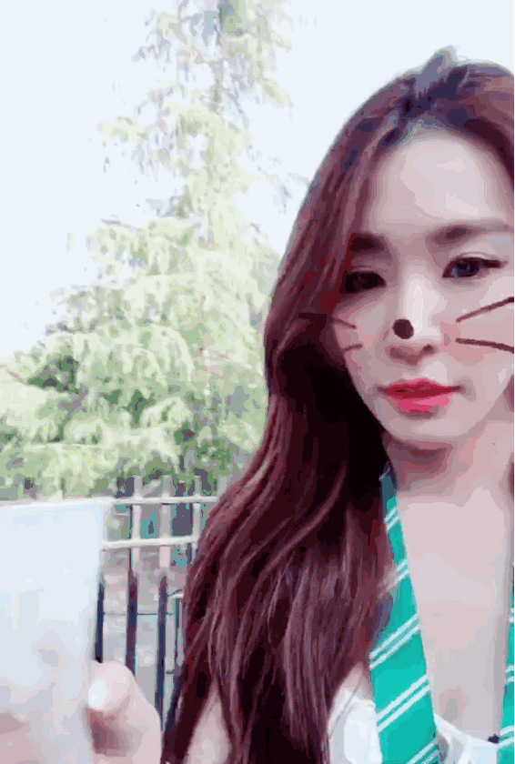 tiffanyyoung,Tiffany美国演员 tiffany young.