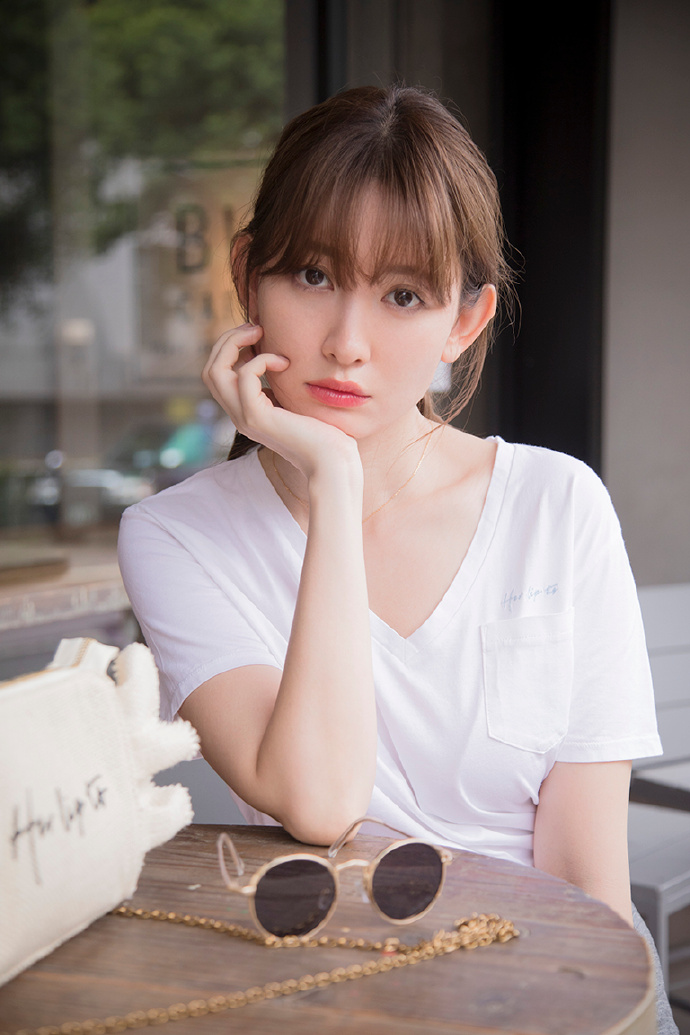 小嶋阳菜护卫队