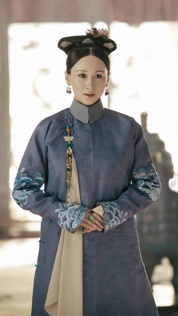 为君拾莲子,清妖亦可生.