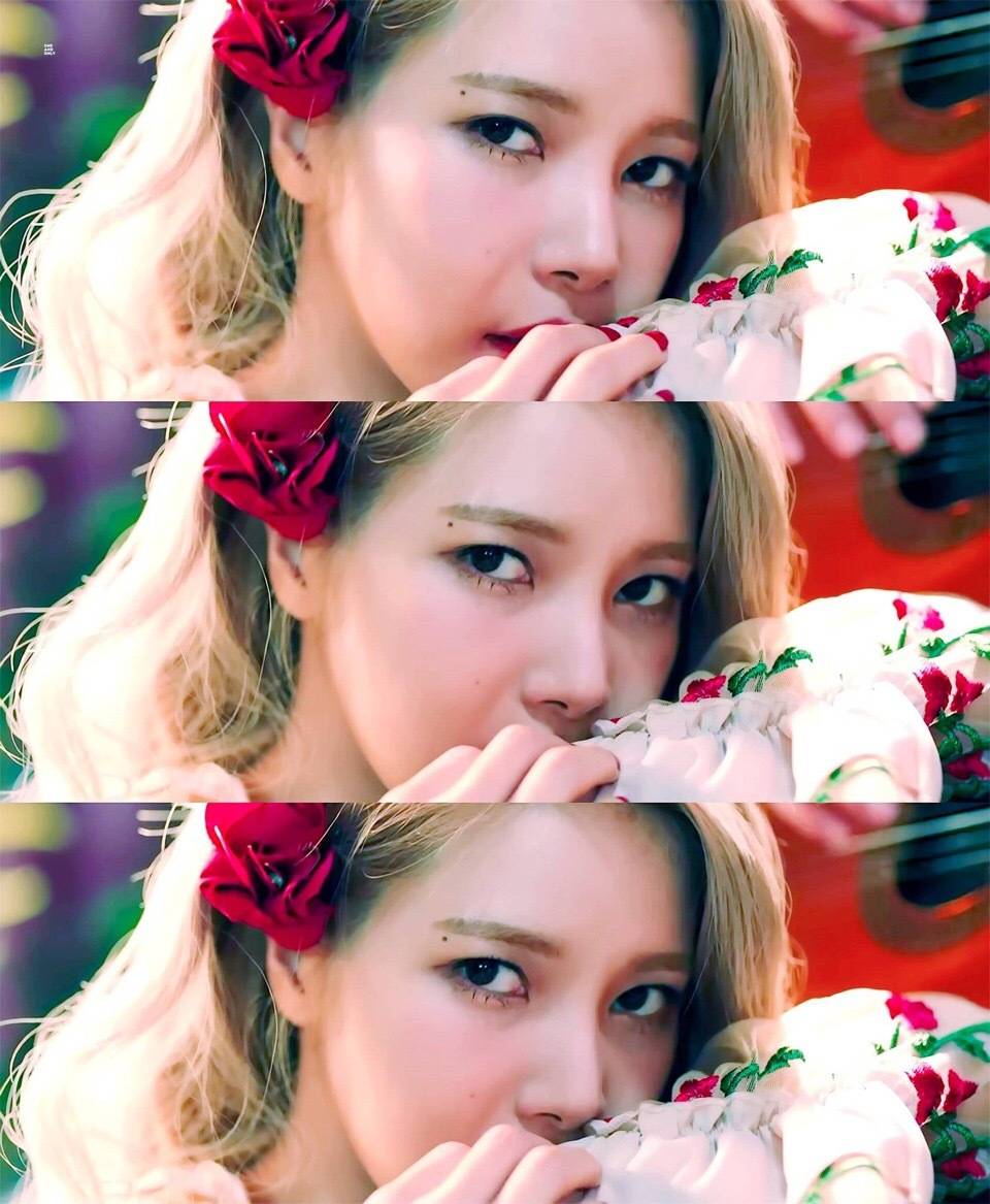 金容仙 solar