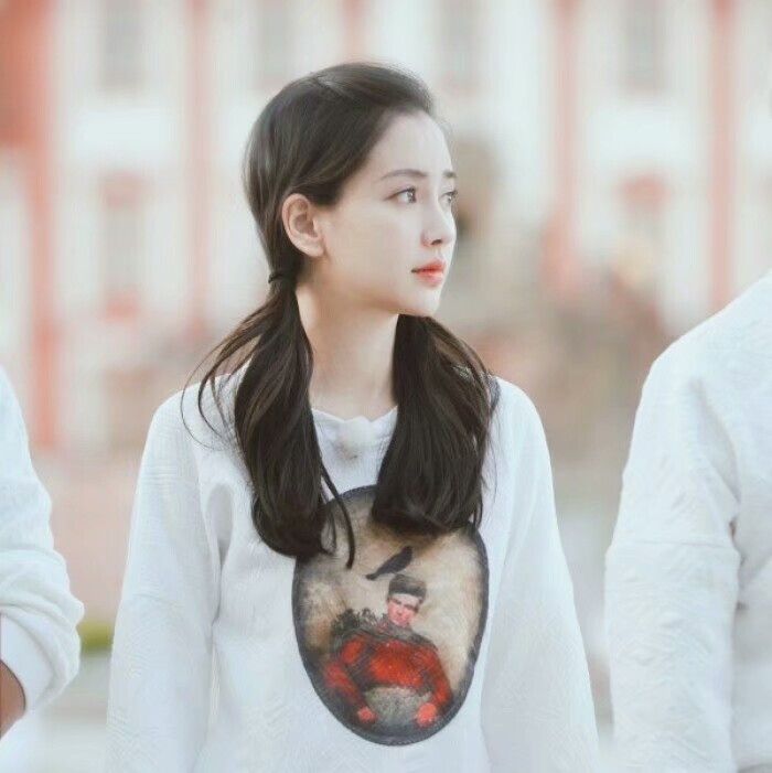 angelababy头像侧颜,angelababy头像 杨颖(angelababy)/爱豆头像/拿图扣1/自截滤/感谢收藏