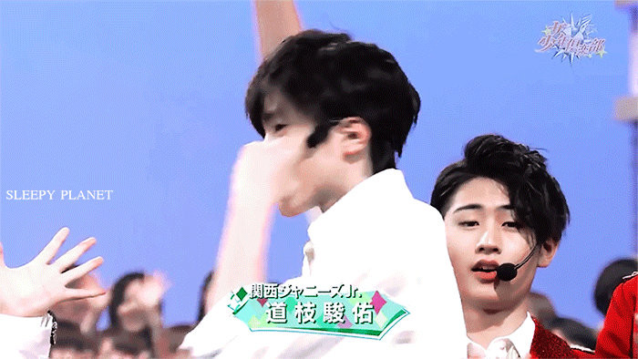 成员,隶属于杰尼斯事务所