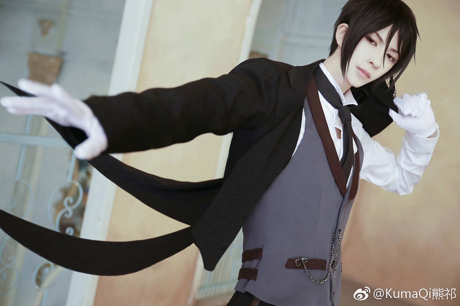 [cp]#黑执事#cos ||塞巴斯蒂安:po主|| 摄影@神子微操 后期:@脱线熊猫