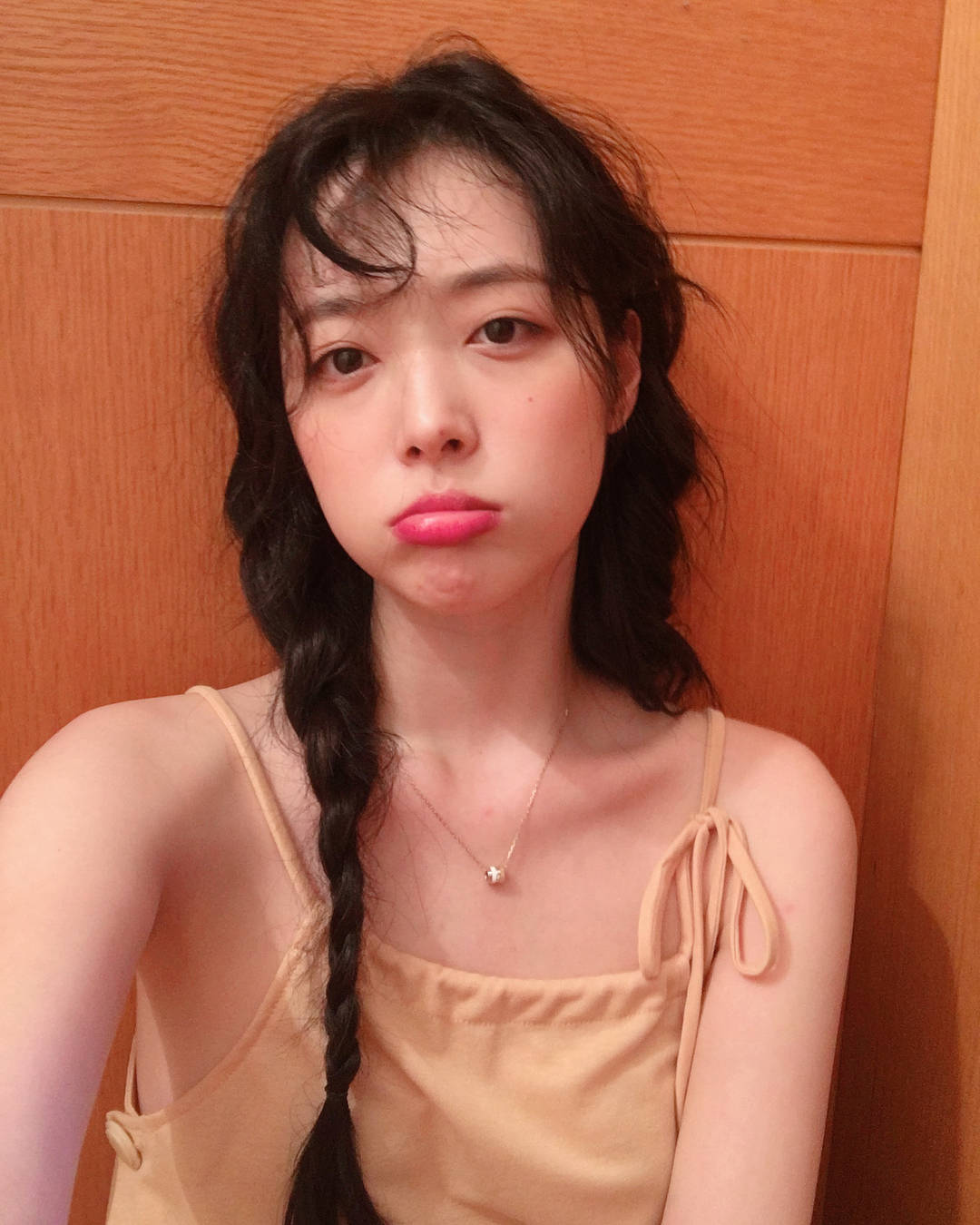 崔雪莉ins更新
