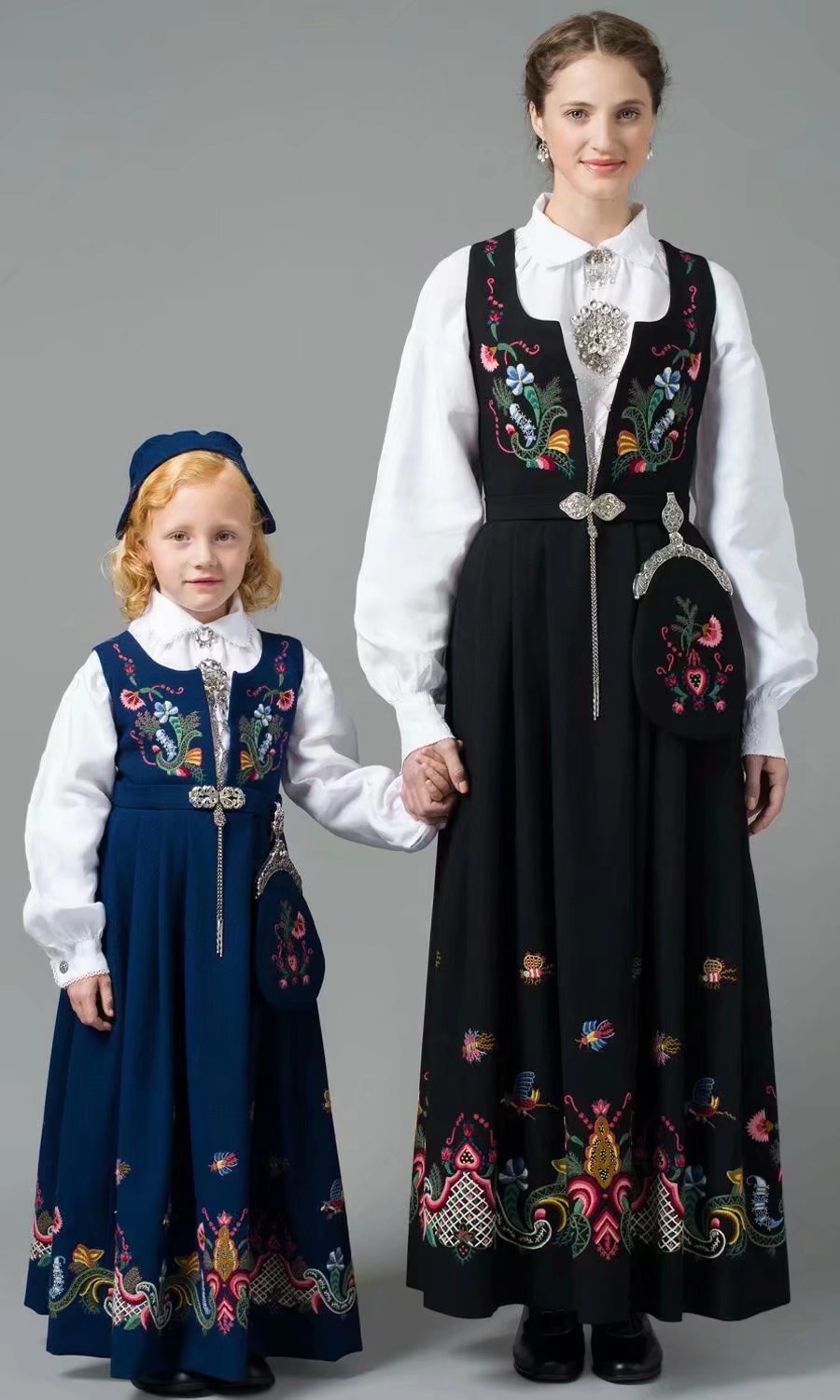 服装设计北欧挪威传统服饰