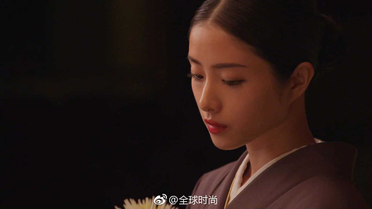 高岭之花 男主颜值##石原里美# 小姐姐新戏颜值感觉又上升了,你们有
