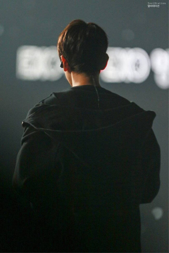 exo #边伯贤# baekhyun 壁纸b背景 无水印