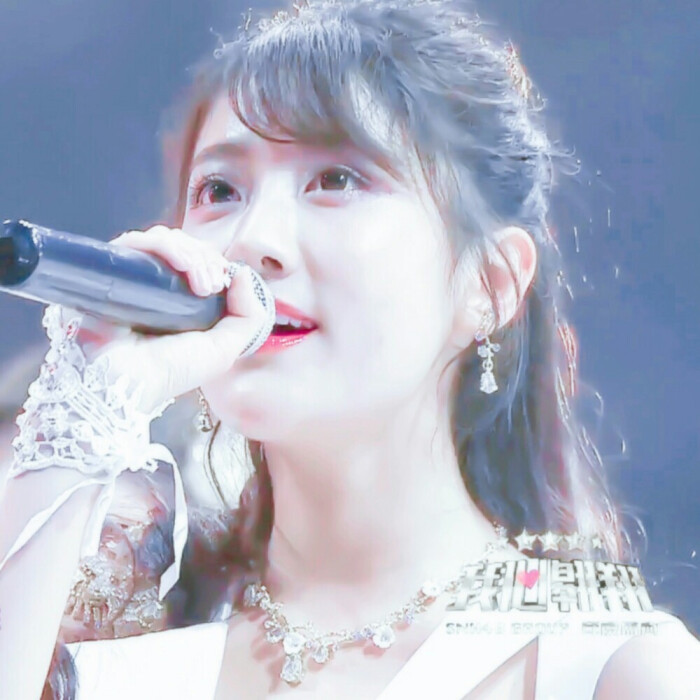 8月5日 22:34   关注  李艺彤 爱豆 头像表情 女生头像 评论 收藏