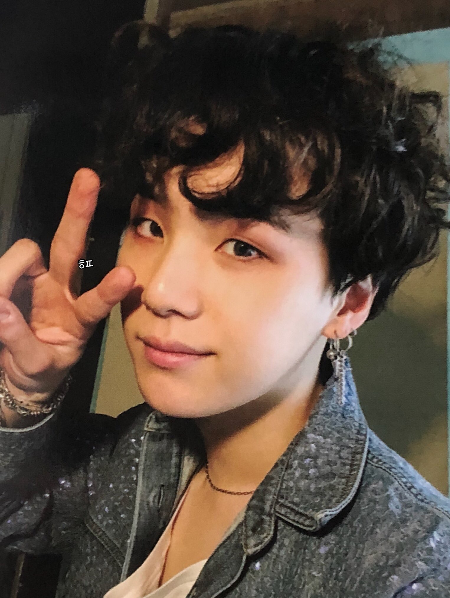 闵玧其suga