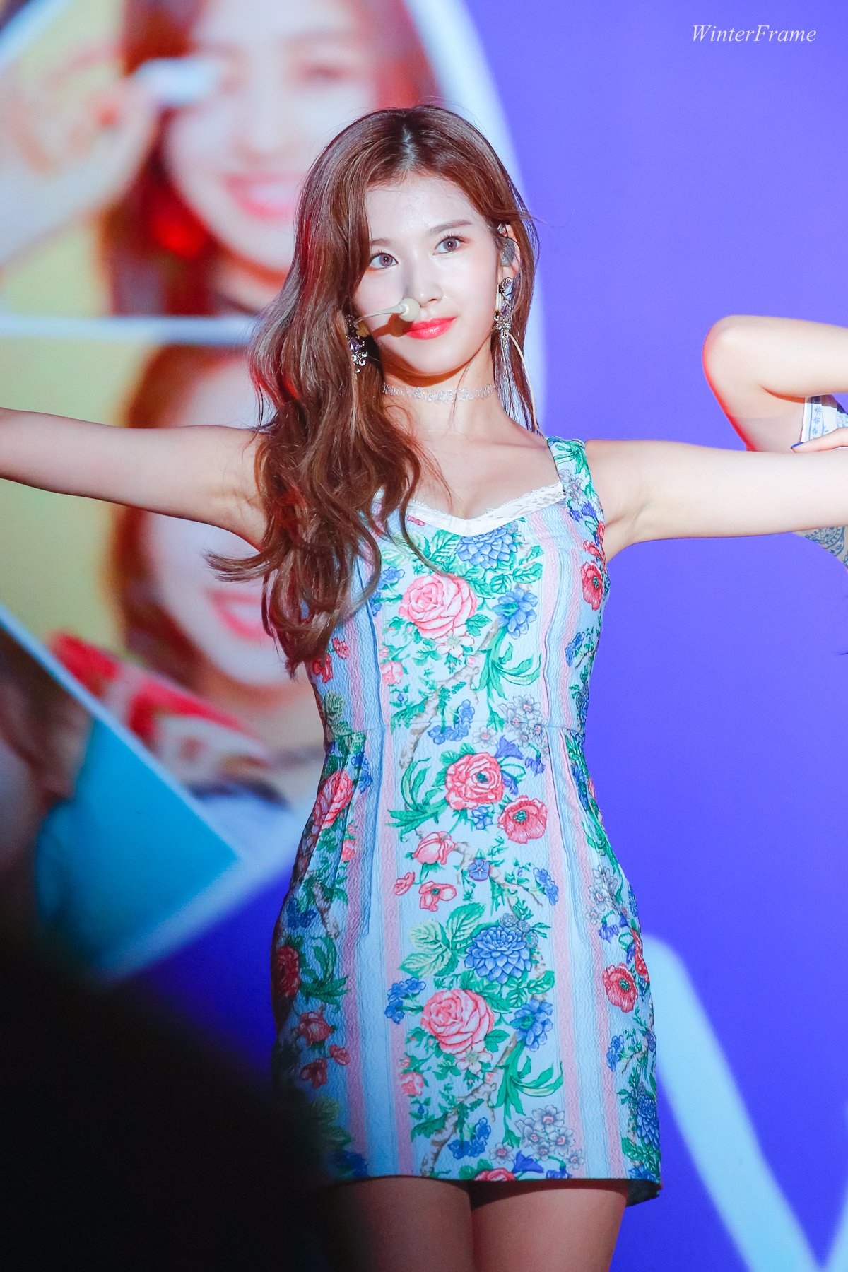twice凑崎纱夏sana