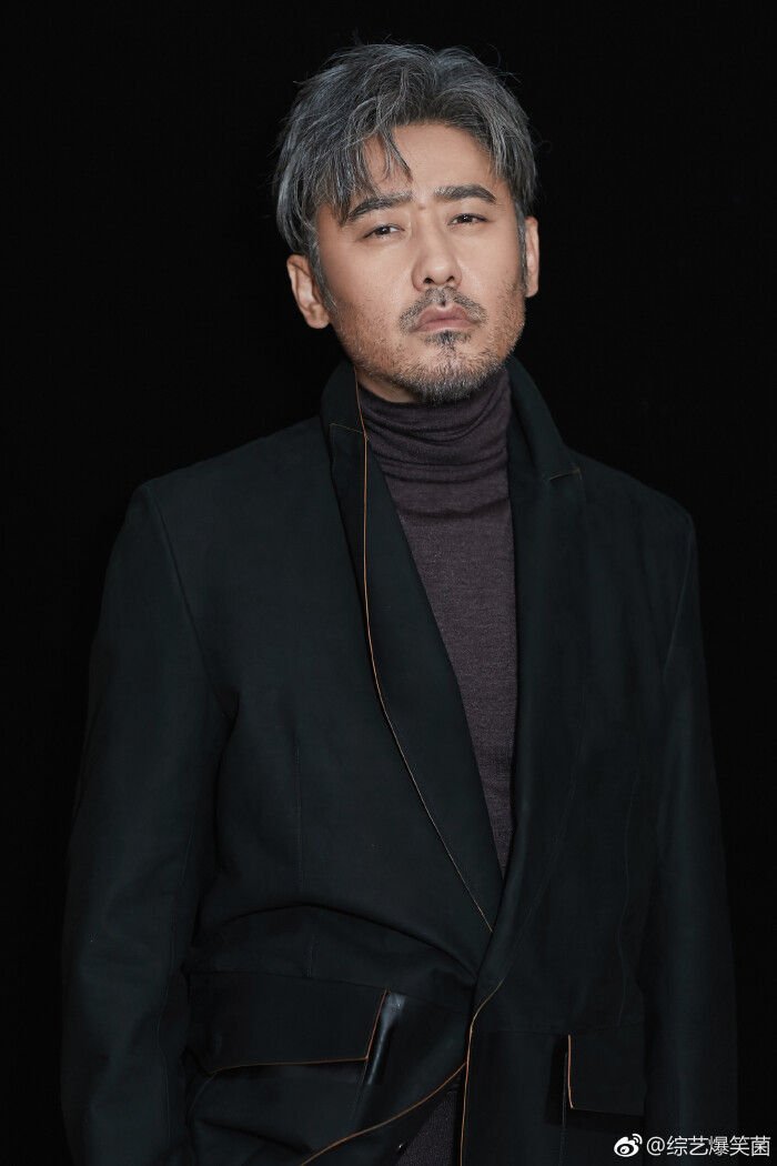 值得一提的是山争哥哥@徐峥 和帅大叔@吴秀波 倾情加盟,两位演员实力