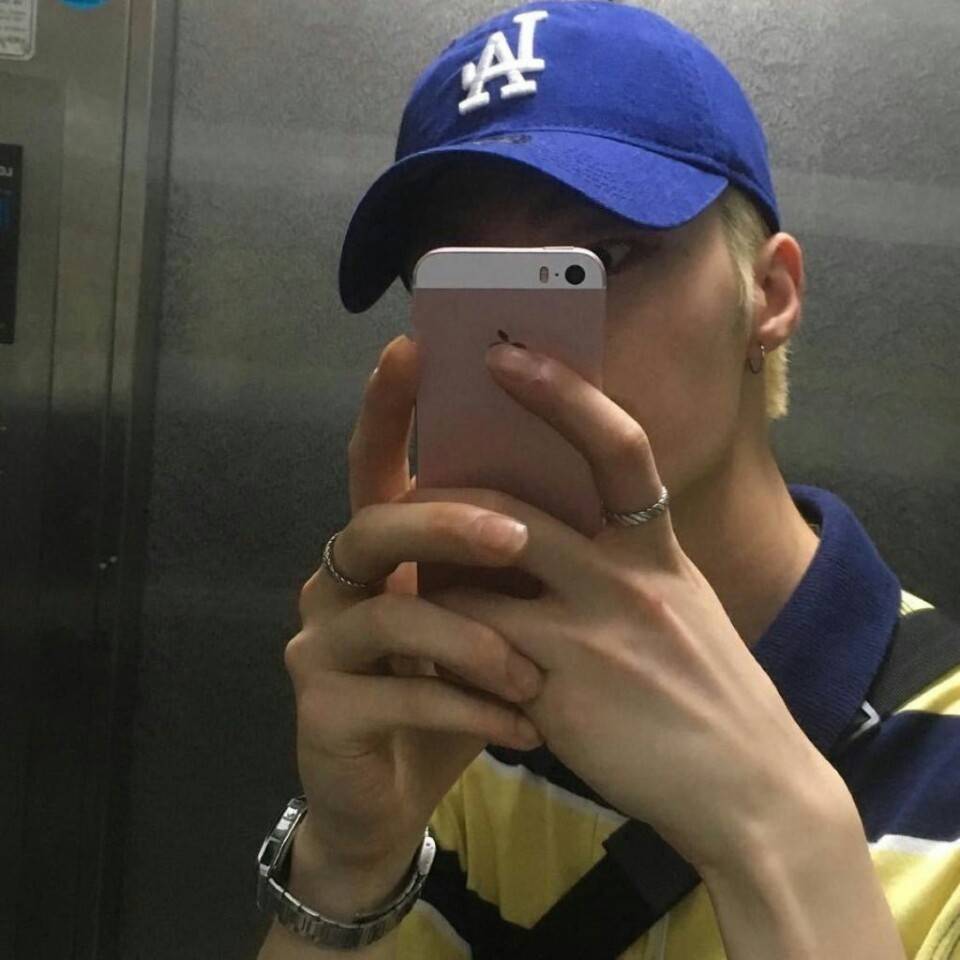 男生头像,喜欢收藏首发专辑谢谢,转发标明出处感谢.