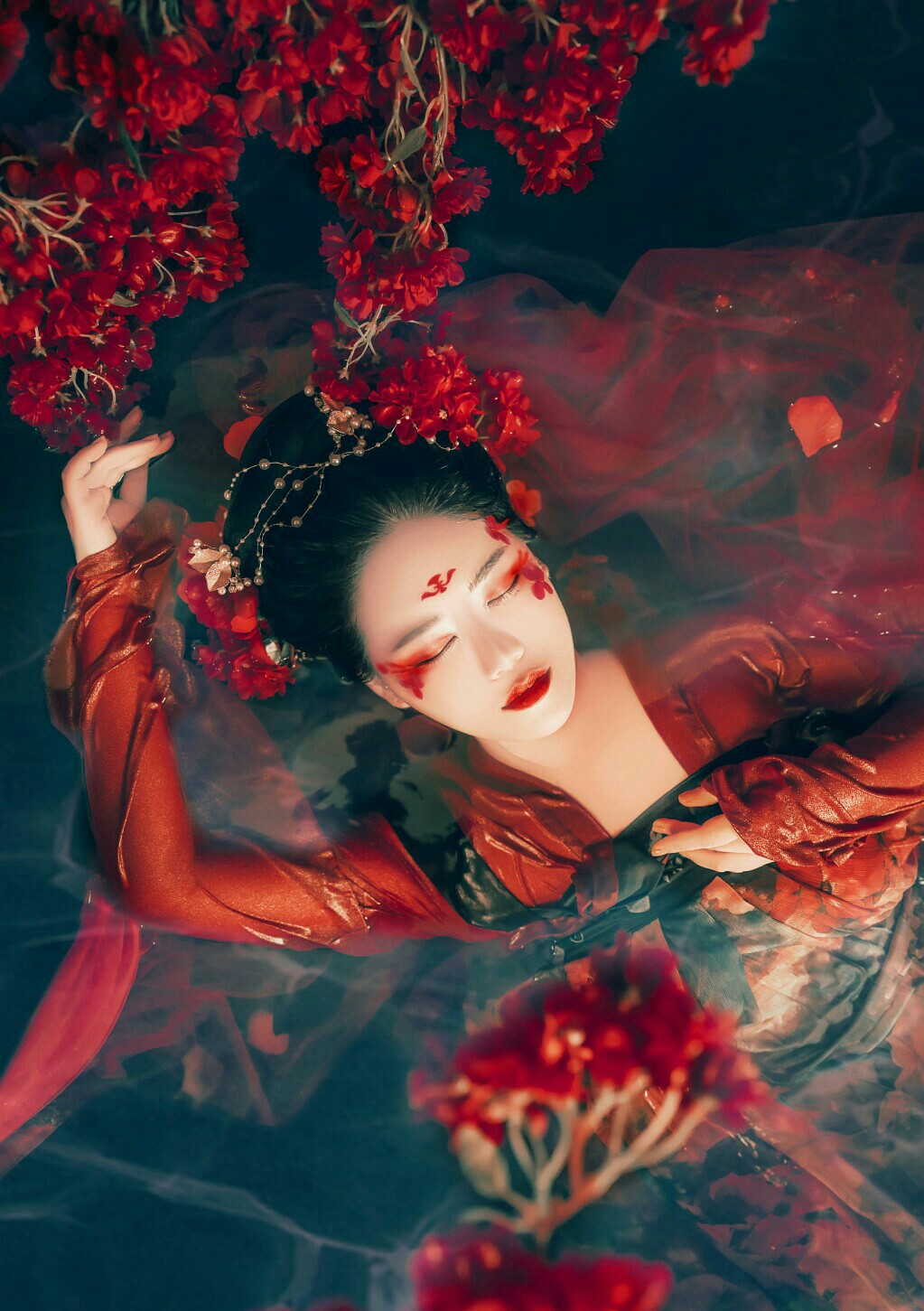 悦目是佳人!倾国倾城貌!惊为天下人!