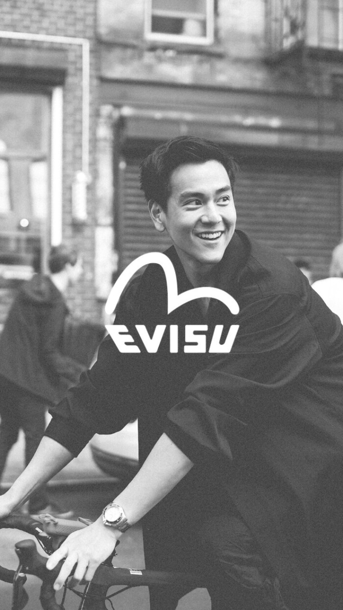 connoisseurs  2018年8月21日 16:30   关注  原创 壁纸 evisu 评论