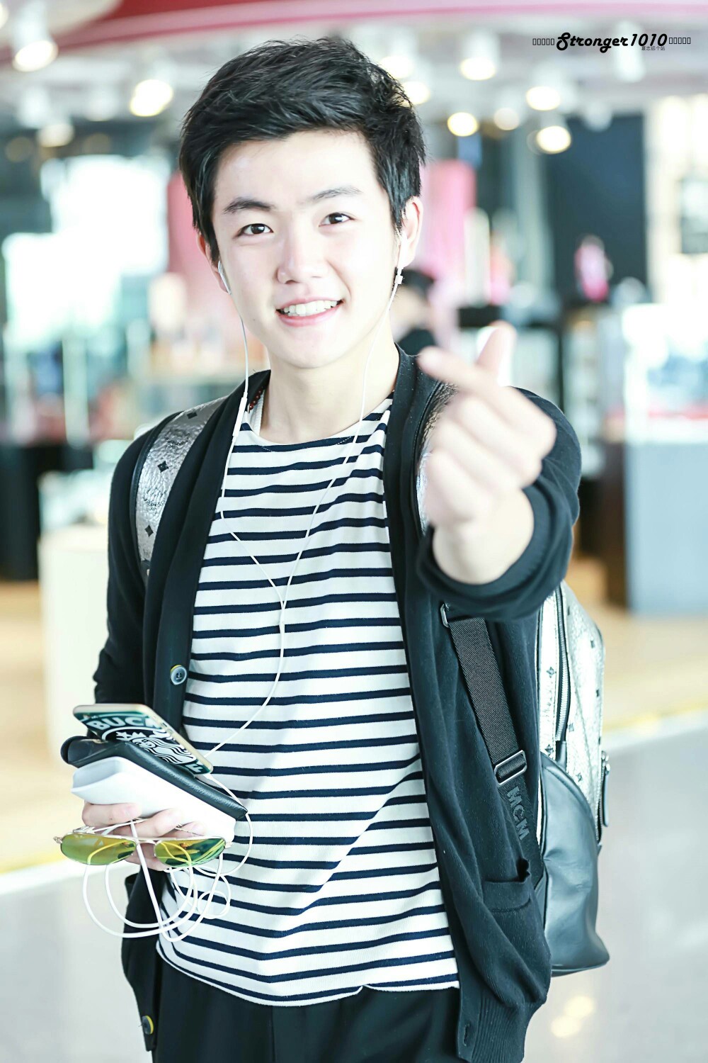 夏志远,月下仙人