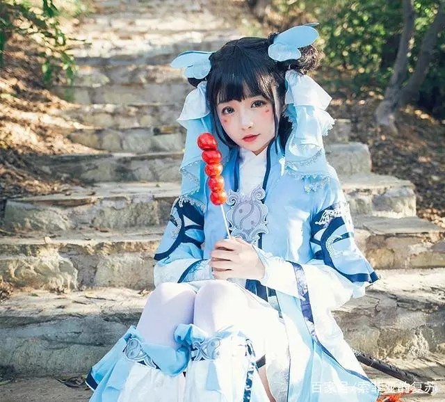 《剑网3》咩萝cos cn:陆离