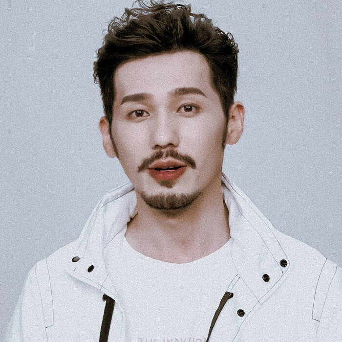白宇